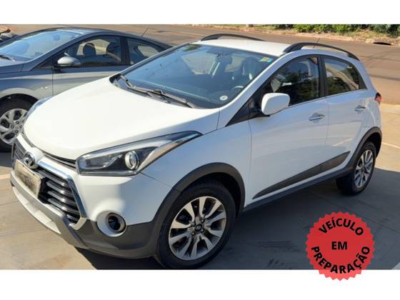 HYUNDAI HB20X 1.6 16V PREMIUM FLEX 4P AUTOMÁTICO HYUNDAI HB20X 1.6 16V PREMIUM FLEX 4P AUTOMÁTICO